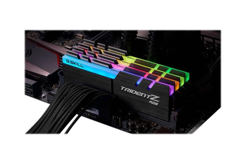 G.Skill TridentZ RGB Series - 32GB:4x8GB - DDR4 RAM - 3600MHz - DIMM 288-PIN - Ikke-ECC - CL14