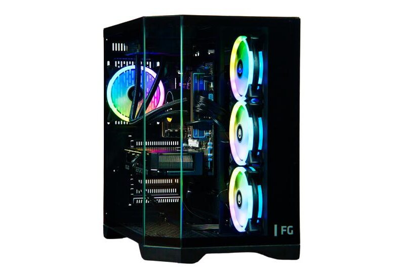 Føniks The Behemoth II Færdigsamlet Gamer Computer - AMD Ryzen 7 9800X3D - Vandkøler - 32GB DDR5 RGB - GeForce RTX 5070 Ti 16GB - 2TB SSD M.2 - Windows 11 installeret og køreklar
